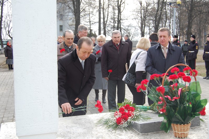 Сумчане отдали дань памяти жертвам фашистских концлагерей