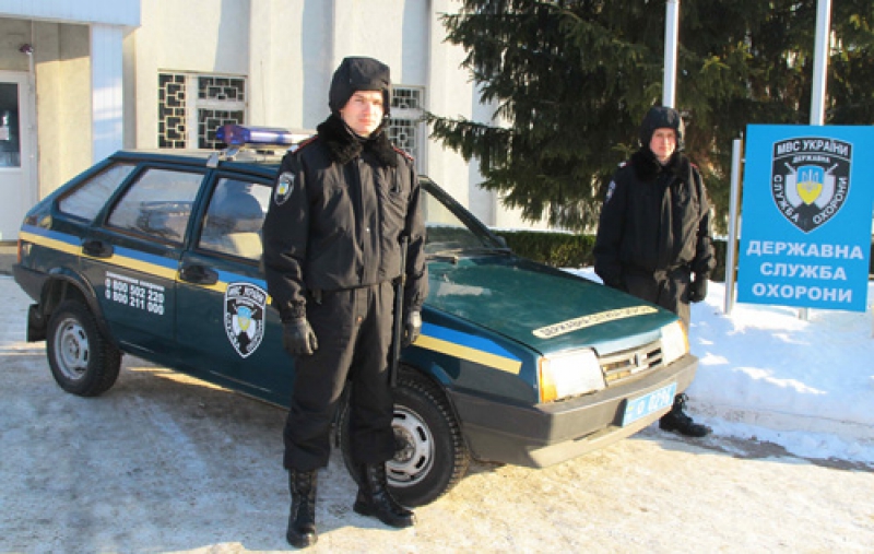 Сотрудники ГСО задержали двух банковских хулиганов